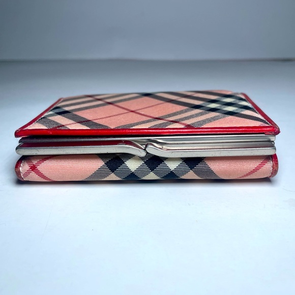 Burberry PINK kisslock compact wallet - Picture 7 of 10